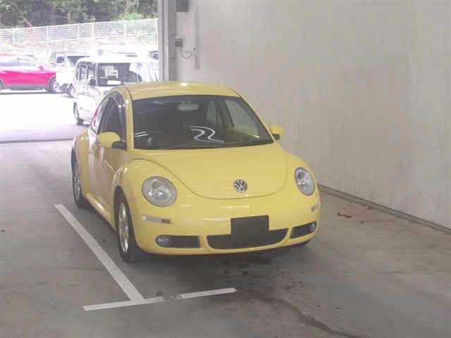 VOLKSWAGEN NEW BEETLE