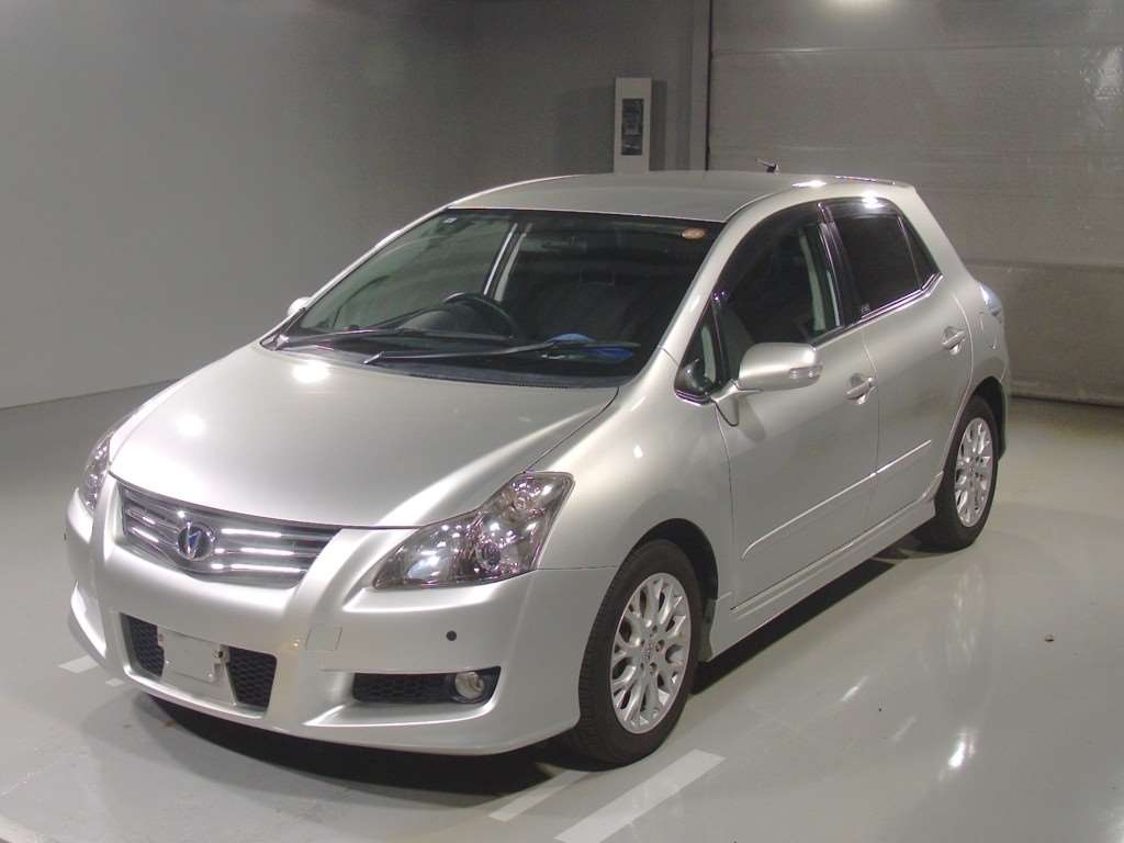 TOYOTA BLADE