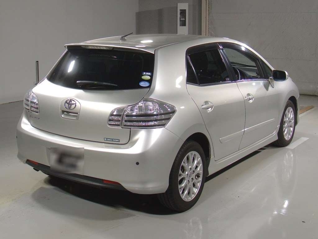 TOYOTA BLADE