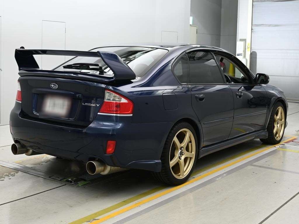 SUBARU LEGACY B4