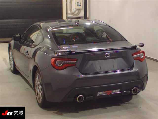 TOYOTA 86
