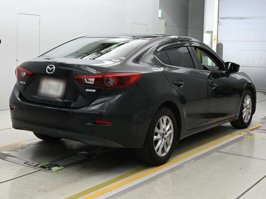 MAZDA AXELA