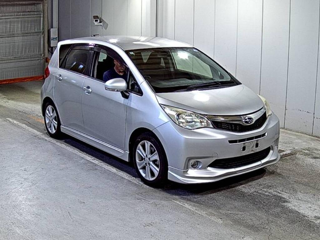 SUBARU TREZIA