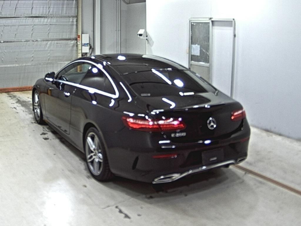 MERCEDES BENZ E CLASS