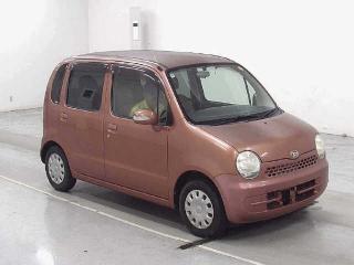 DAIHATSU MOVE LATTE