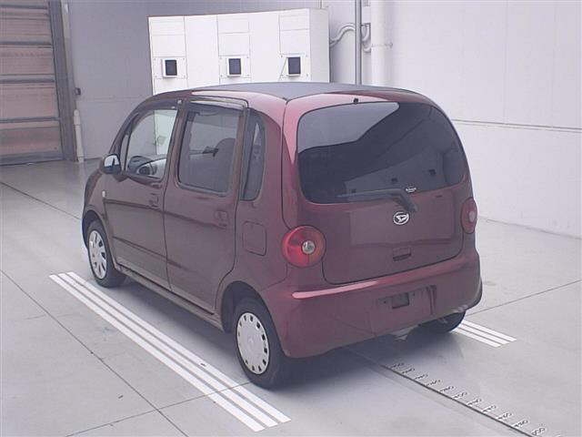 DAIHATSU MOVE LATTE