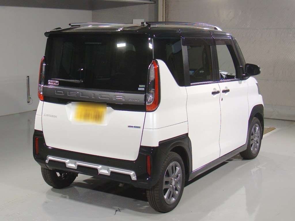 MITSUBISHI DELICA MINI