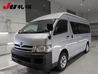 TOYOTA REGIUS VAN