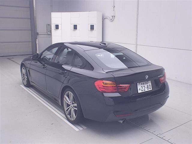 BMW 4 SERIES