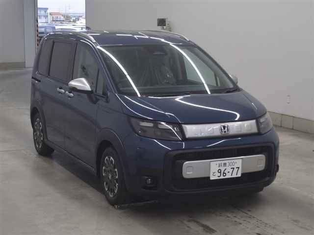 HONDA FREED HYBRID