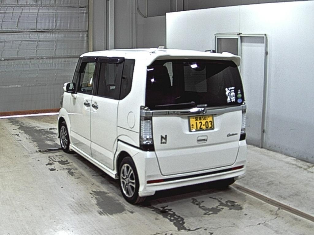 HONDA N BOX CUSTOM
