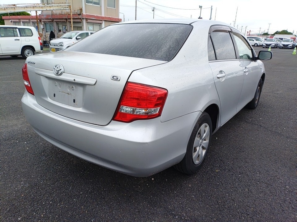 TOYOTA COROLLA AXIO