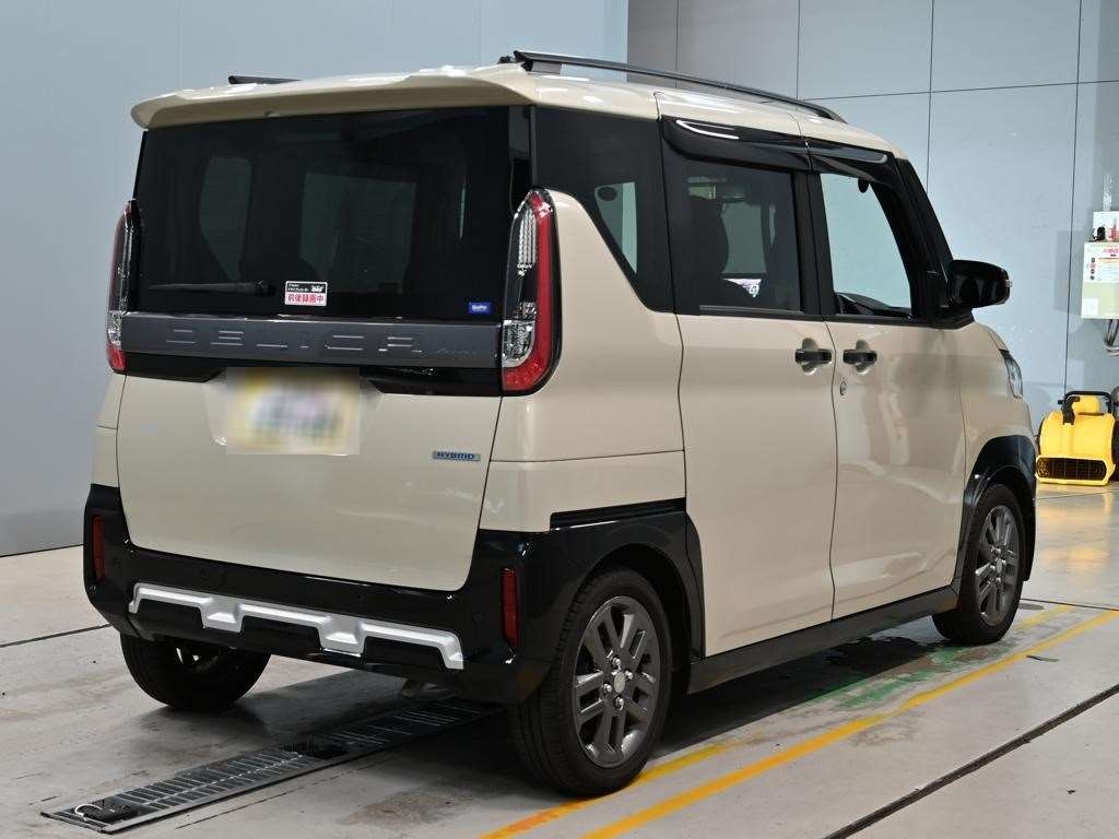 MITSUBISHI DELICA MINI