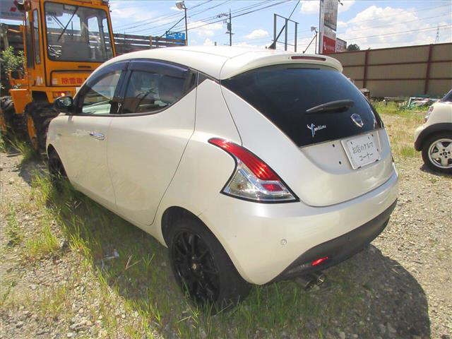 CHRYSLER YPSILON
