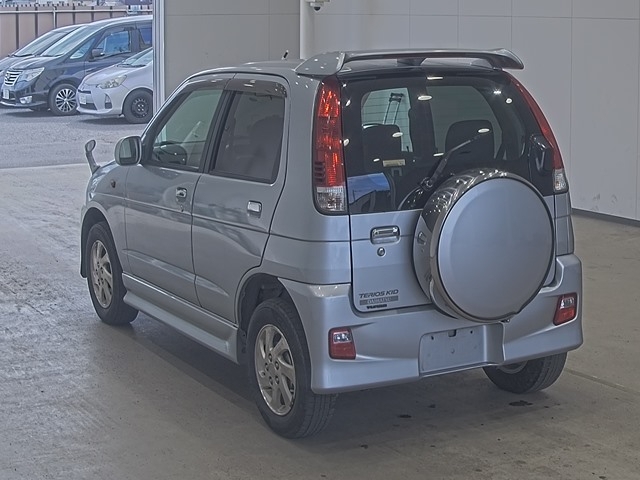 DAIHATSU TERIOS KID