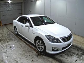 TOYOTA CROWN HYBRID