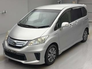 HONDA FREED HYBRID