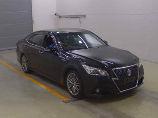 TOYOTA CROWN HYBRID