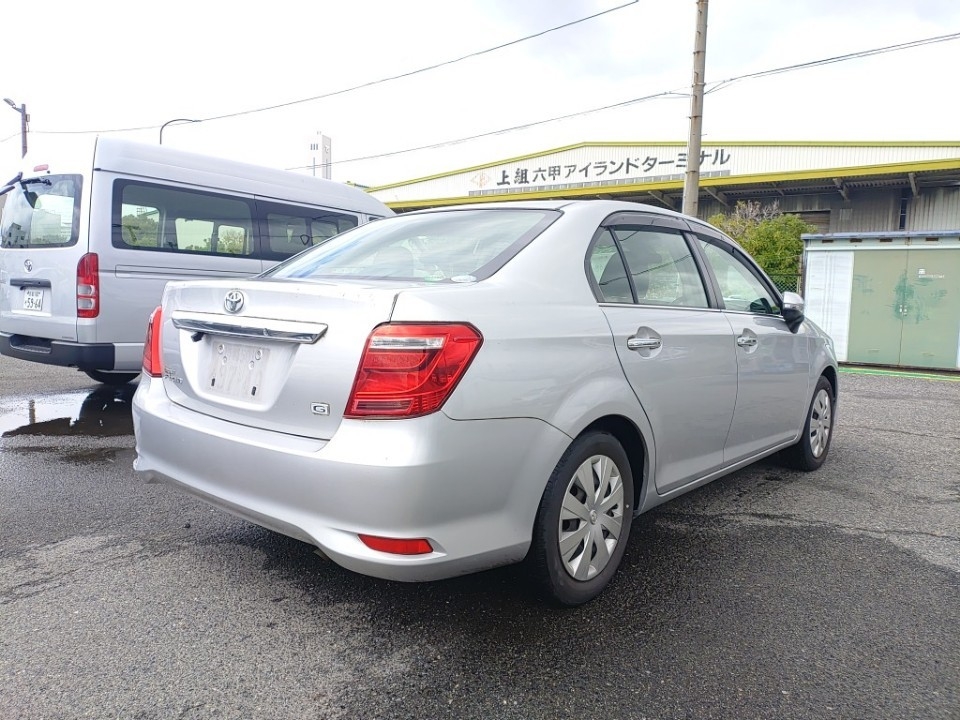 TOYOTA COROLLA AXIO