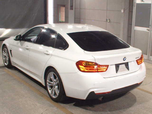 BMW 4 SERIES