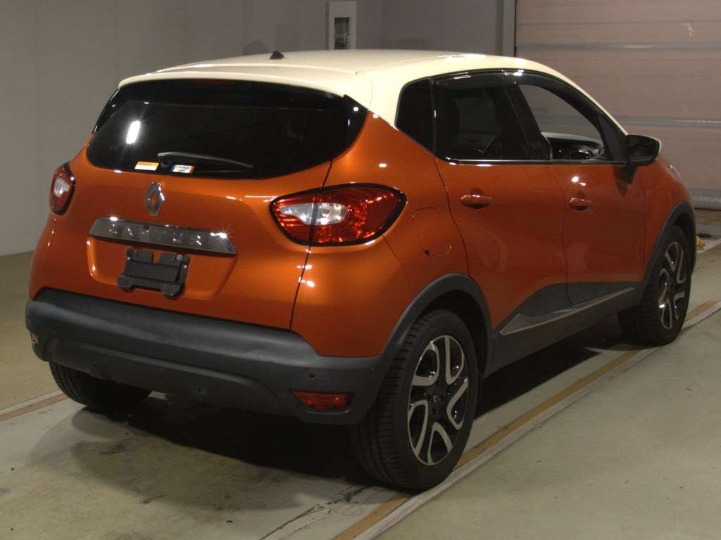 RENAULT CAPTUR