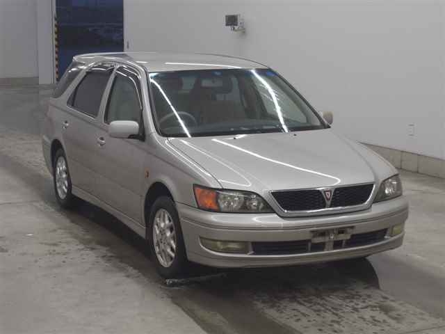 TOYOTA VISTA ARDEO