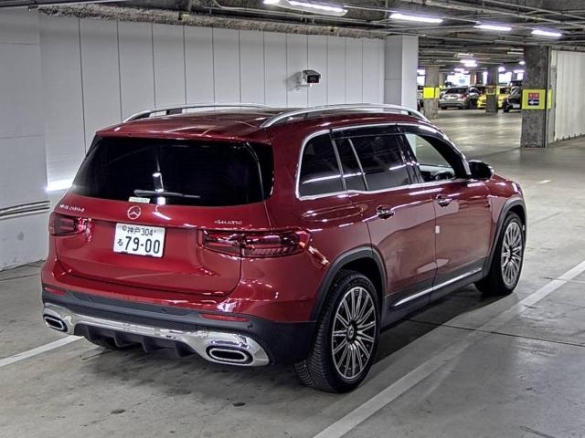 MERCEDES BENZ GLB