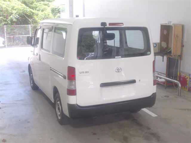 TOYOTA LITE ACE VAN