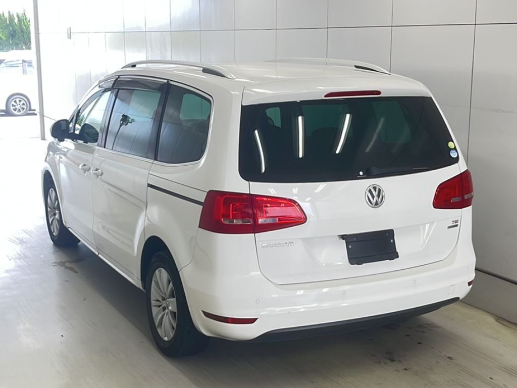 VOLKSWAGEN SHARAN