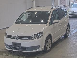 VOLKSWAGEN GOLF TOURAN