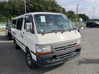 TOYOTA REGIUS VAN