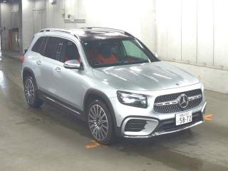 MERCEDES BENZ GLB