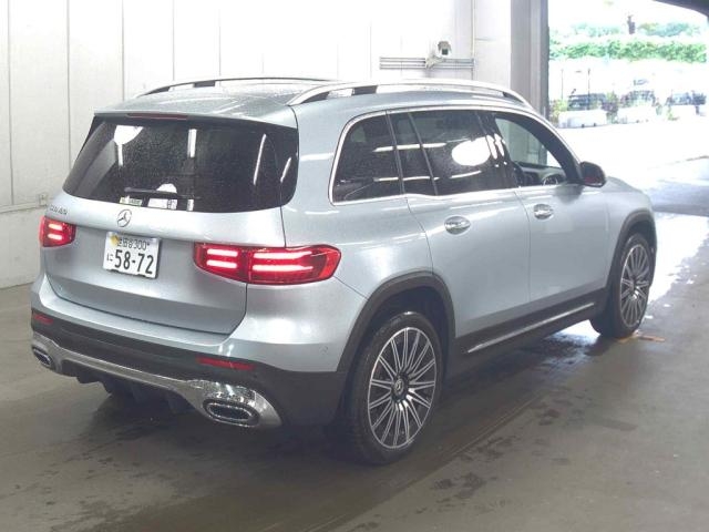 MERCEDES BENZ GLB