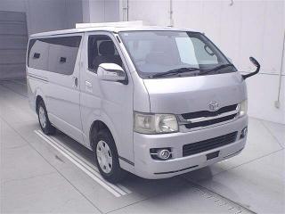 TOYOTA REGIUS ACE