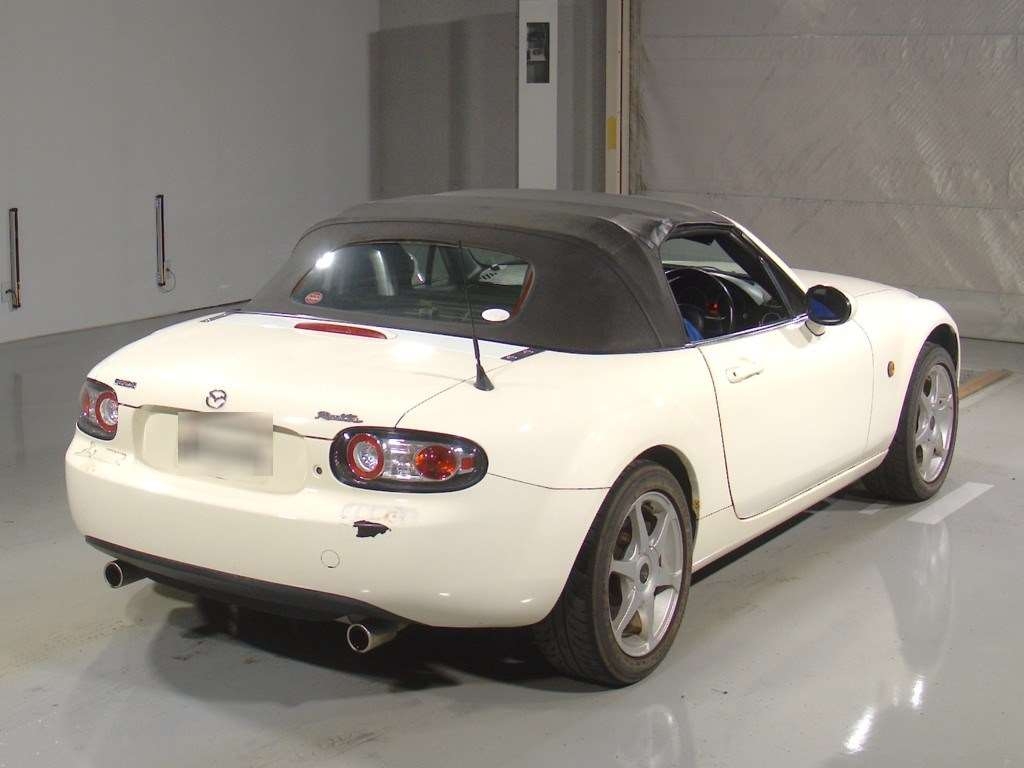 MAZDA ROADSTER