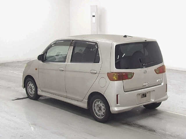 DAIHATSU MAX