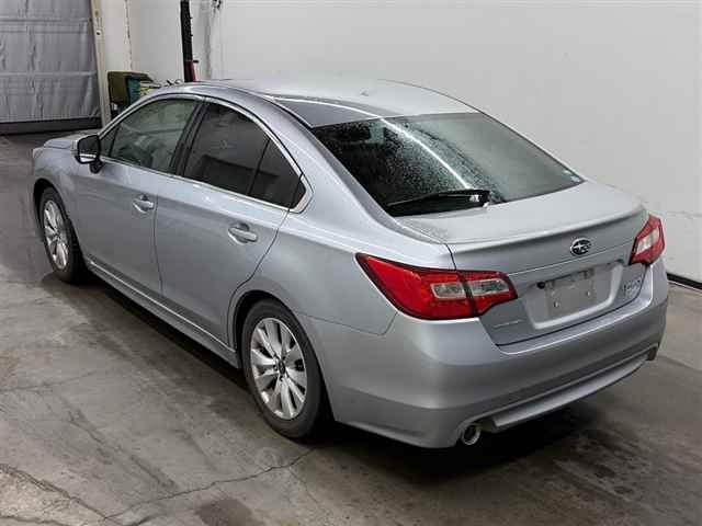 SUBARU LEGACY B4