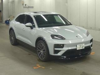 PORSCHE MACAN ELECTRIC