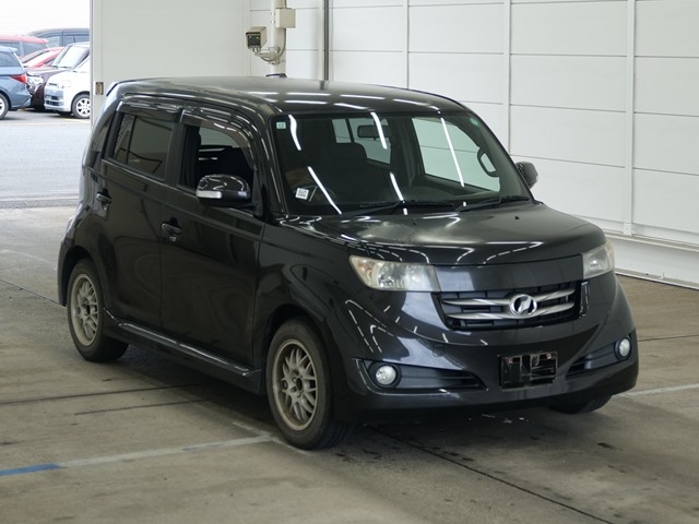 TOYOTA BB