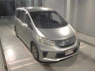 HONDA FREED HYBRID