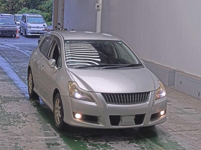 TOYOTA BLADE