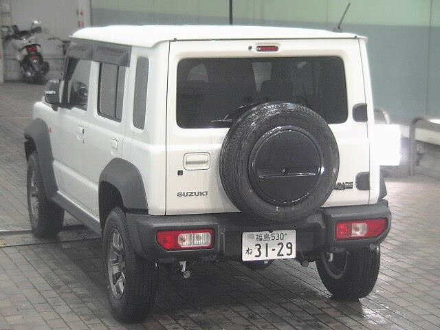 SUZUKI JIMNY NOMADE
