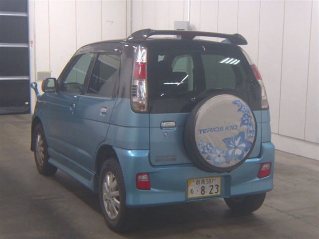 DAIHATSU TERIOS KID