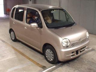 DAIHATSU MOVE LATTE