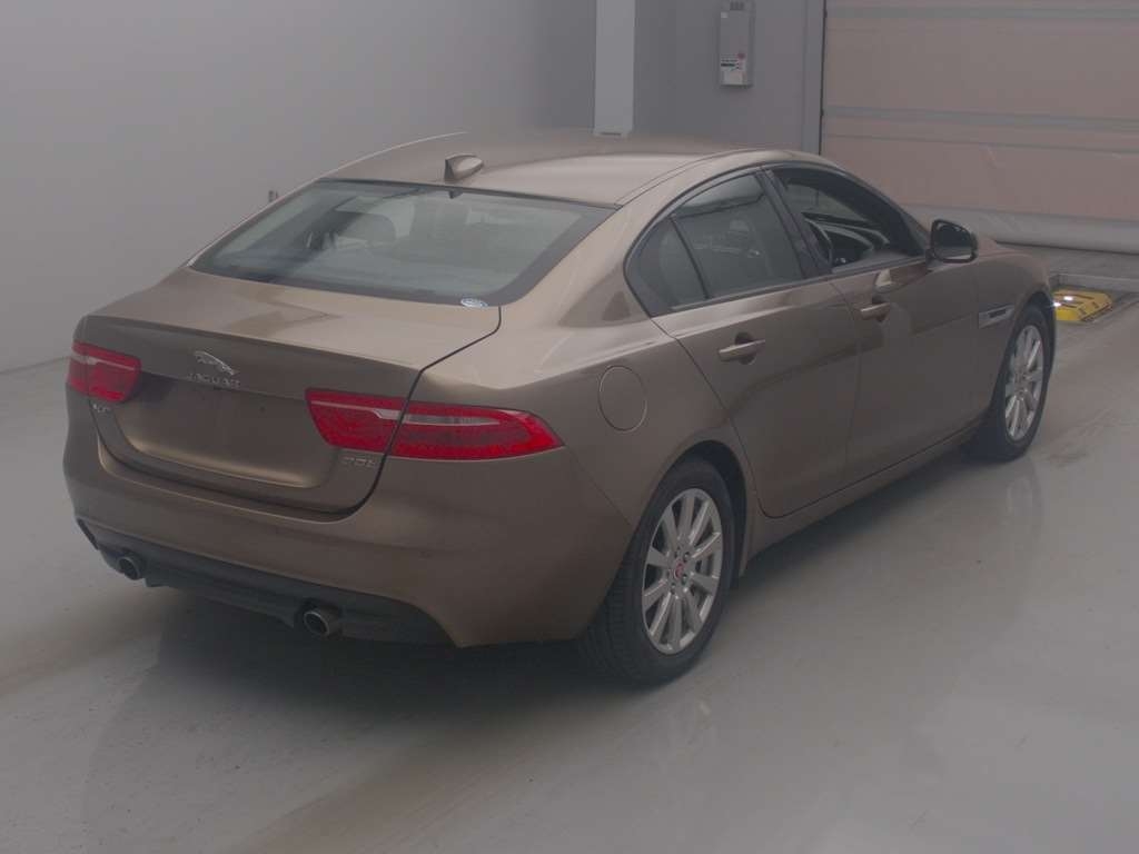 JAGUAR JAGUAR XE