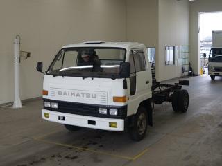 DAIHATSU DELTA