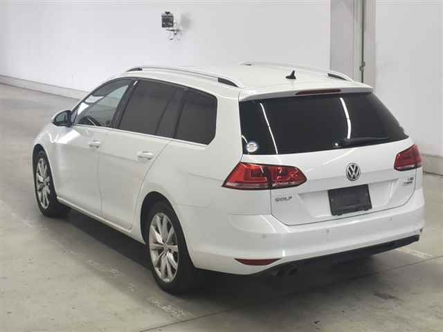VOLKSWAGEN GOLF VARIANT
