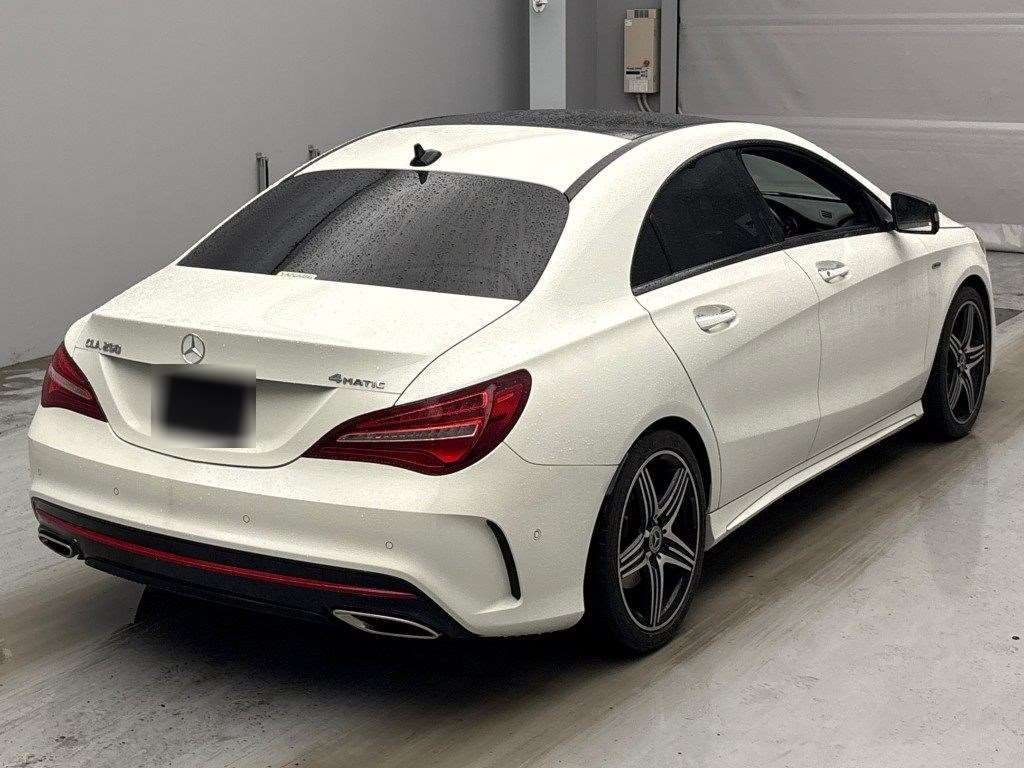 MERCEDES BENZ CLA
