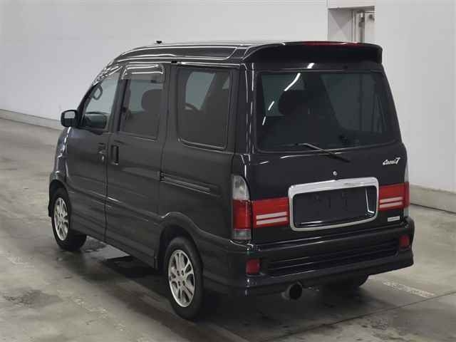 DAIHATSU ATRAI 7