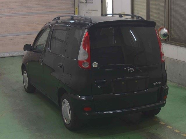 TOYOTA FUN CARGO
